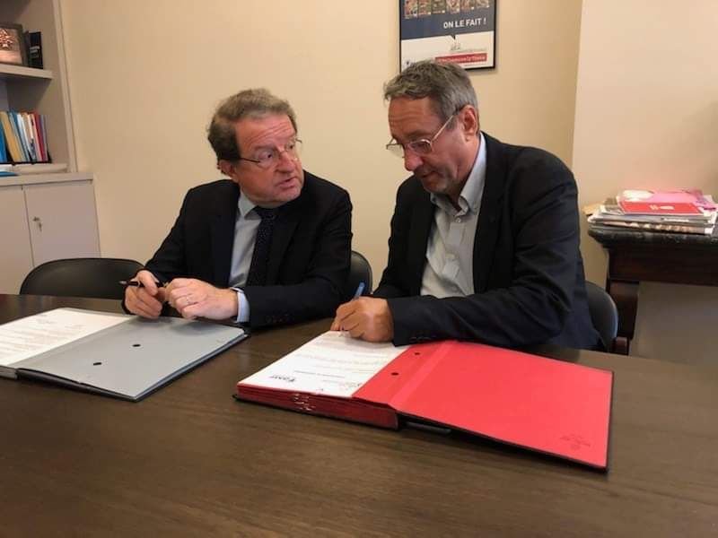 Signature d'une convention avec l'AMF